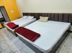 Kumkum gest house